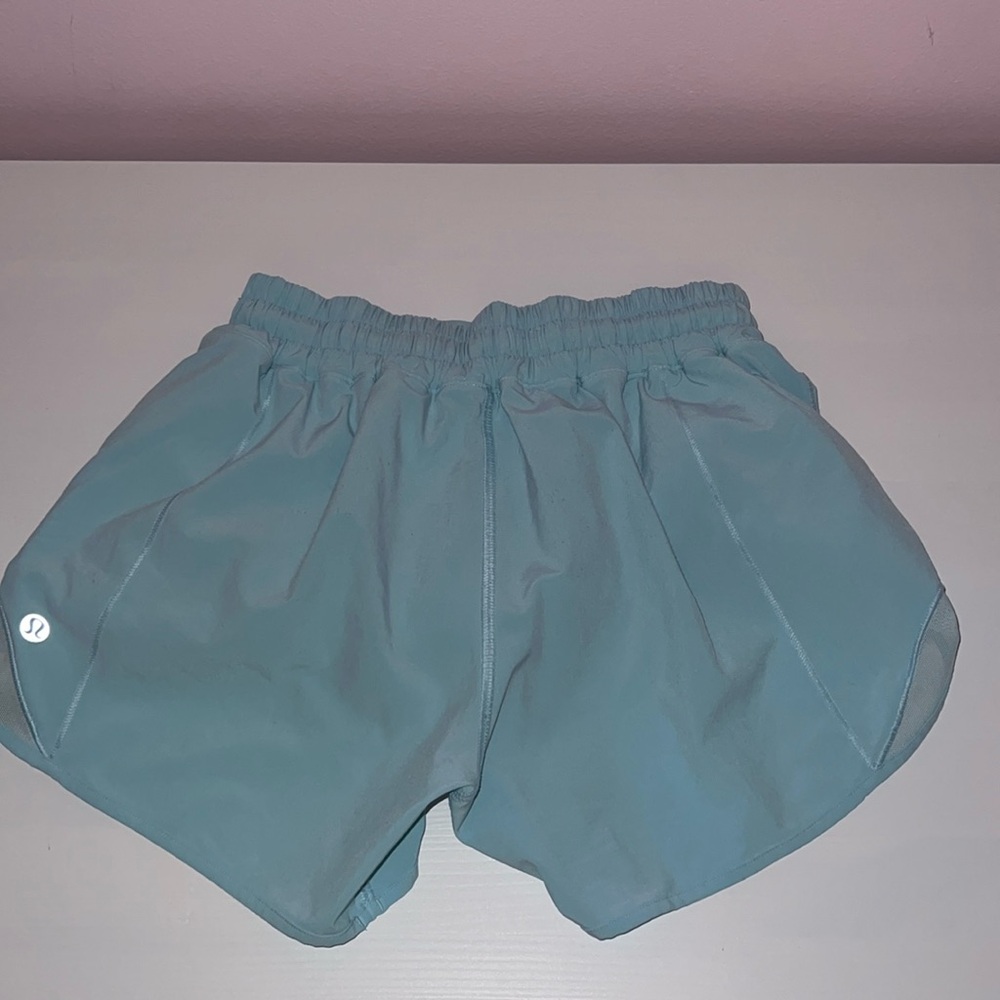 Brand New Never worn Lululemon Short Size 4 Hotty Hot Shorts